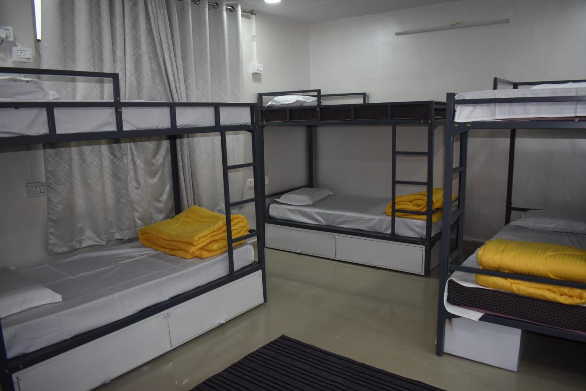 Hyderabad Wanderers Cave Otel Dış mekan fotoğraf